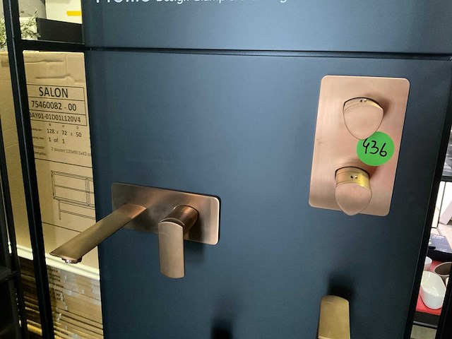 Christina showroom presentatie kranen - afbeelding 5 van  6