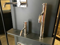 Christina showroom presentatie kranen - afbeelding 3 van  5