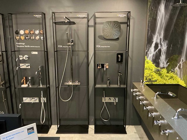 Christina wandpresentatiemeubel met inhoud (7x) - afbeelding 3 van  5