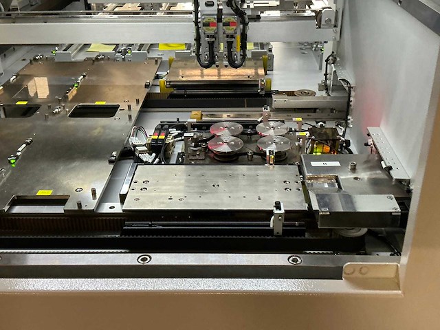 Chroma 3160c tri-temp octal sites pick and place handler - afbeelding 6 van  44