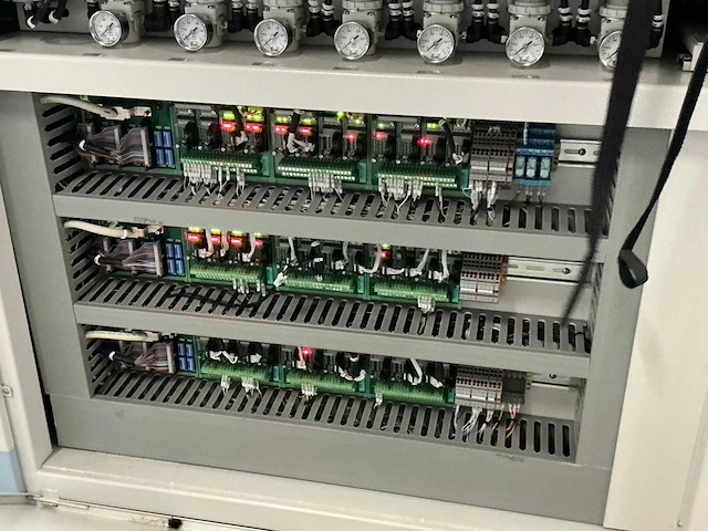 Chroma 3160c tri-temp octal sites pick and place handler - afbeelding 14 van  44