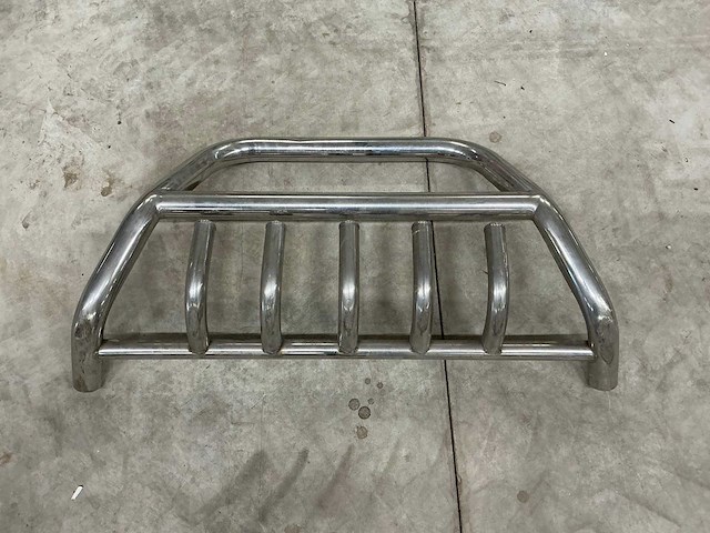 Chrome bullbar - afbeelding 1 van  5