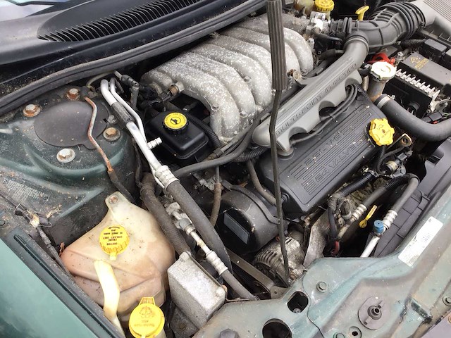 Chrysler - 1999 - stratus - 2.5i v6 lx conv. - personenauto - afbeelding 16 van  25