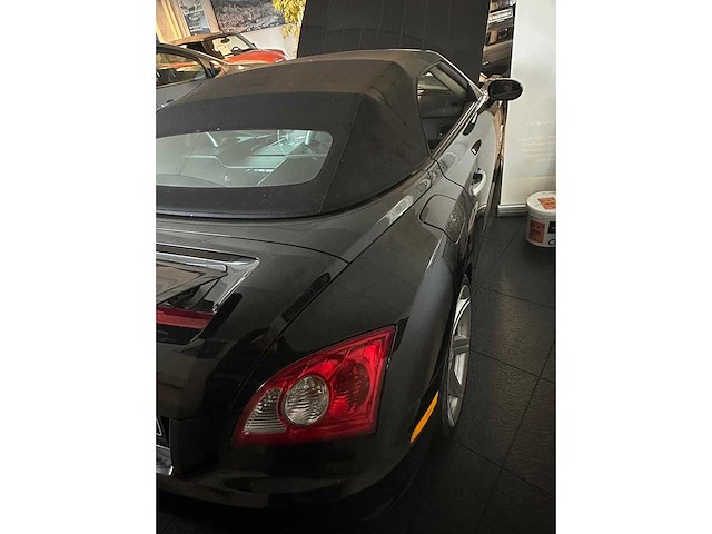 Chrysler - 2005 - crossfire cabrio - 3.2 v6 - 20-ltr-1 - afbeelding 29 van  29