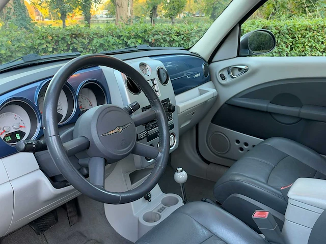 Chrysler - 2006 - pt cruiser - 2.4i touring - personenauto - afbeelding 17 van  19