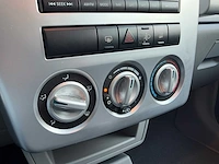 Chrysler - 2006 - pt cruiser - 2.4i touring - personenauto - afbeelding 6 van  19