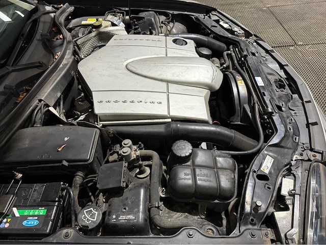 Chrysler - crossfire - 3.2 218 pk - personenauto - 2004 - afbeelding 15 van  24