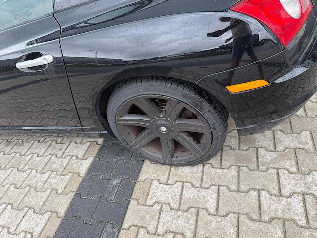 Chrysler - crossfire - 3.2 v6 - personenauto - 2003 - afbeelding 19 van  26