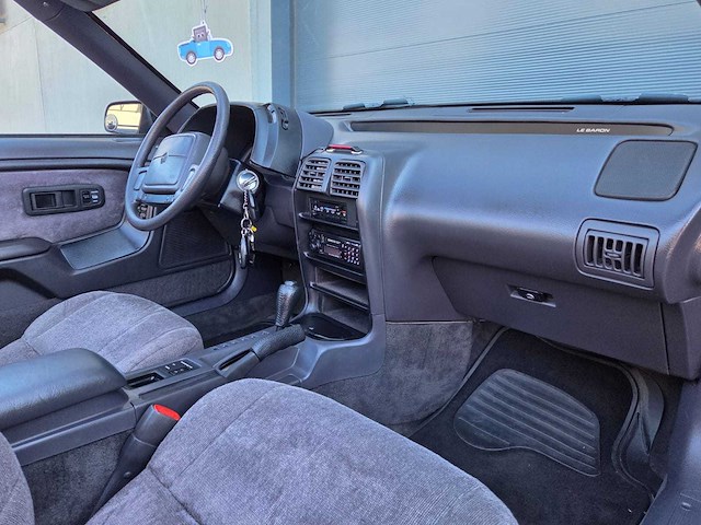 Chrysler - lebaron - 3.0i v6 convertible - xx-rt-18 - 1992 - afbeelding 9 van  31