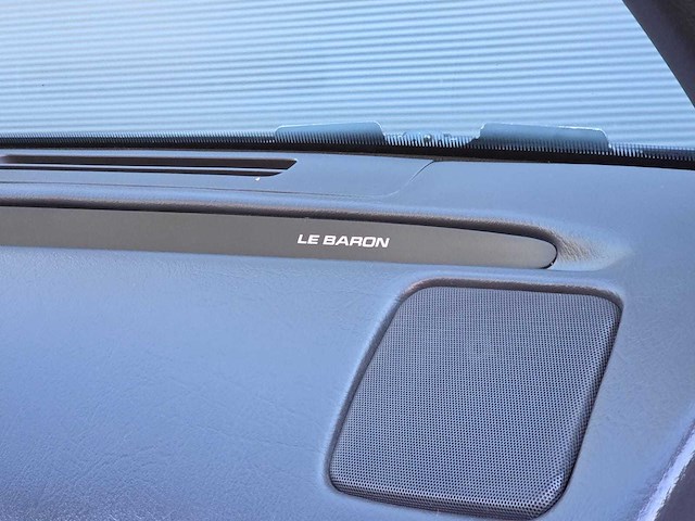 Chrysler - lebaron - 3.0i v6 convertible - xx-rt-18 - 1992 - afbeelding 19 van  31