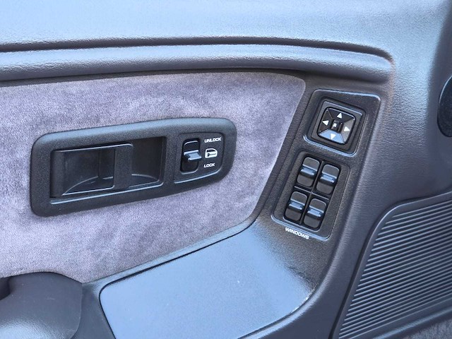 Chrysler - lebaron - 3.0i v6 convertible - xx-rt-18 - 1992 - afbeelding 20 van  31