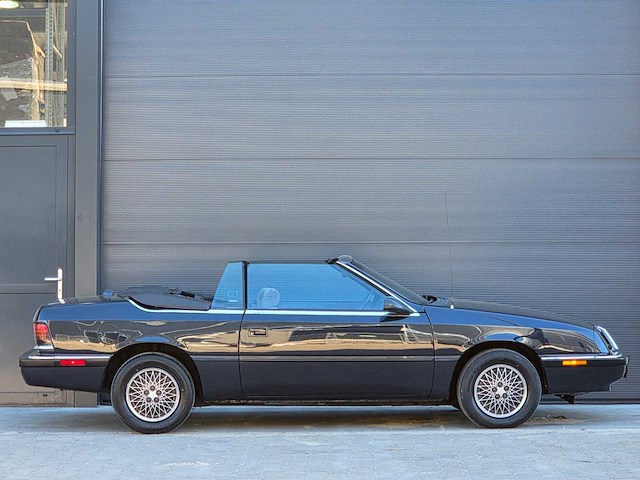 Chrysler - lebaron - 3.0i v6 convertible - xx-rt-18 - 1992 - afbeelding 13 van  13