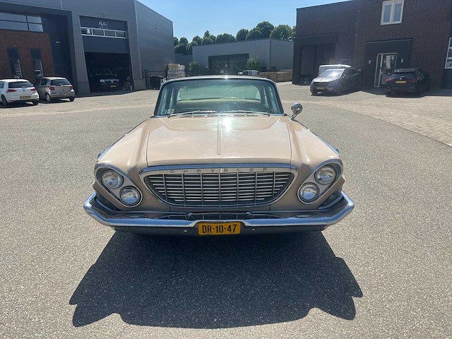 Chrysler - new yorker 1961 - oldtimer - afbeelding 11 van  13