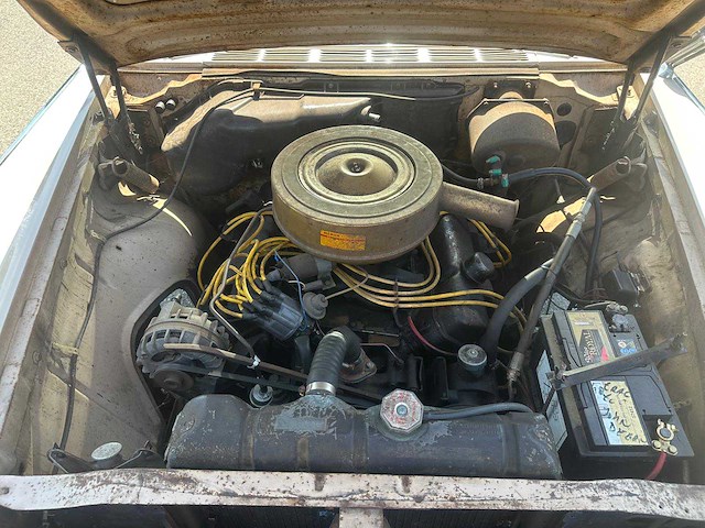 Chrysler - new yorker 1961 - oldtimer - afbeelding 13 van  13