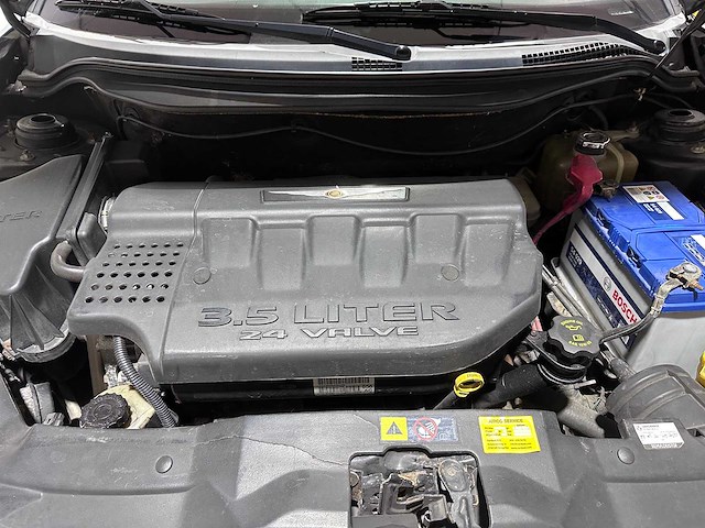 Chrysler - pacifica - 3.5 v6 automaat- 48-hbs-7- 2005 - afbeelding 9 van  17