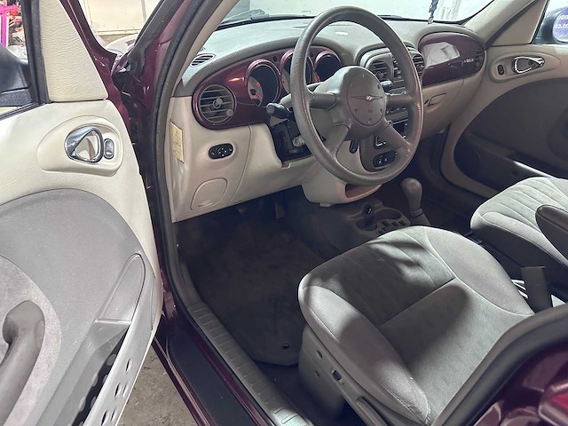 Chrysler - pt cruiser - 2.0-16v classic automaat 63-jk-nl - afbeelding 16 van  17