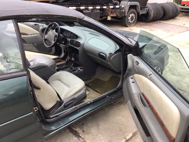 Chrysler - stratus - 2.5i v6 lx conv. - 3x chrysler stratus cabriolet (3x) - afbeelding 9 van  50