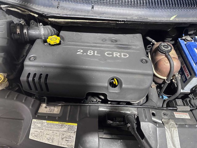 Chrysler - voyager - 2.8 crd se automaat- 67-vrf-9 - afbeelding 9 van  18
