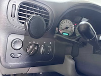 Chrysler - voyager - 2.8 crd se automaat- 67-vrf-9 - afbeelding 3 van  18