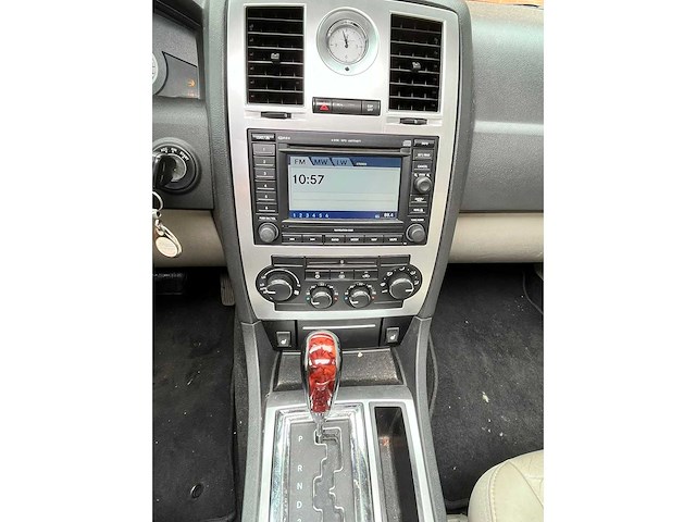 Chrysler 300c 3.5 v6, automaat, 21-px-tp - afbeelding 2 van  15