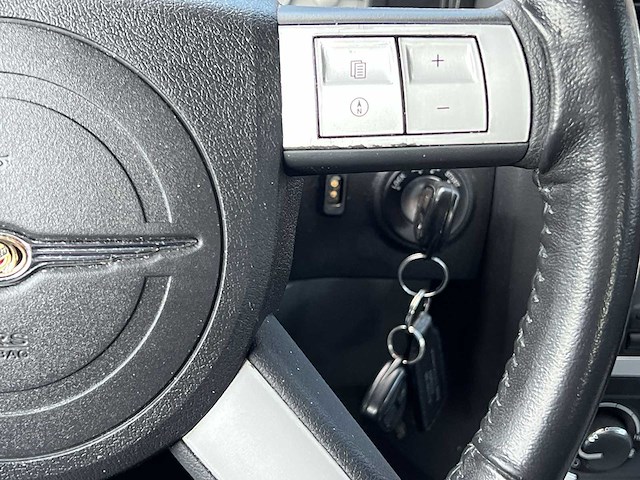 Chrysler 300c 5.7 v8 hemi 2005 | 49-rs-jt - afbeelding 13 van  31