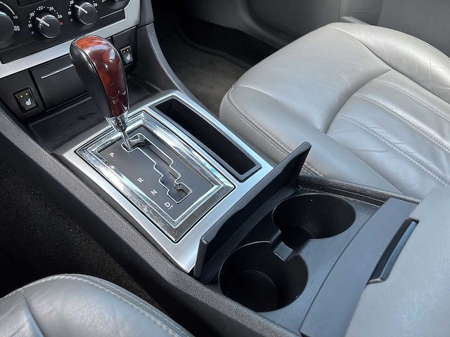 Chrysler 300c 5.7 v8 hemi 2005 | 49-rs-jt - afbeelding 16 van  31