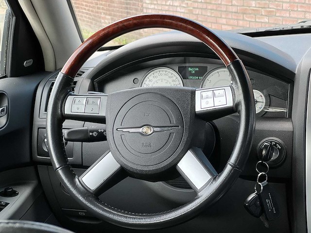 Chrysler 300c 5.7 v8 hemi 2005 | 49-rs-jt - afbeelding 22 van  31
