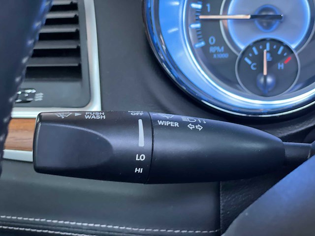 Chrysler 300c ld hemi facelift 5.7 v8 367pk 2014 - afbeelding 18 van  49