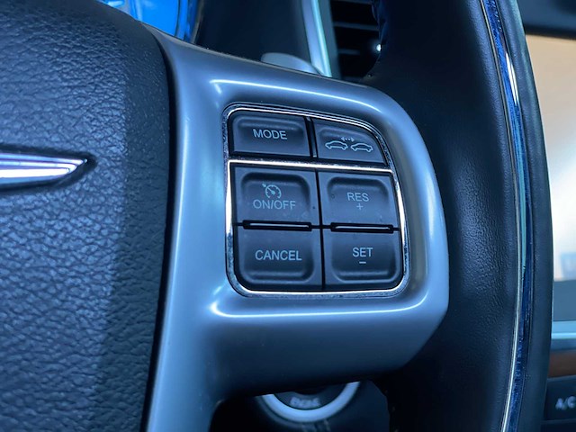 Chrysler 300c ld hemi facelift 5.7 v8 367pk 2014 - afbeelding 20 van  49