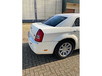 Chrysler c300 - 5.7 v8 hemi - “westwind coachworks” limousine - afbeelding 24 van  26