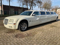 Chrysler c300 5.7 v8 hemi “westwind coachworks” limousine - afbeelding 2 van  49