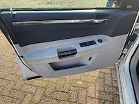 Chrysler c300 5.7 v8 hemi “westwind coachworks” limousine - afbeelding 27 van  49