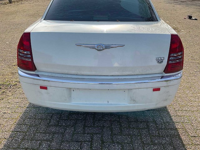 Chrysler c300 5.7 v8 hemi “westwind coachworks” limousine - afbeelding 45 van  49