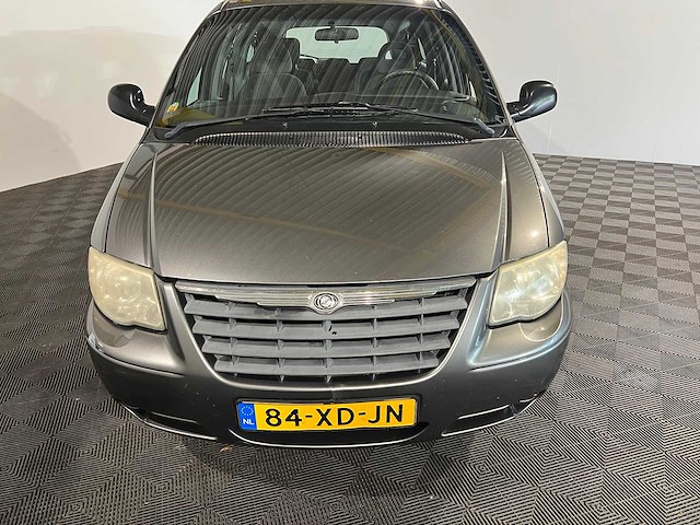 Chrysler grand voyager 3.3i v6 business edition, 84-xd-jn - afbeelding 10 van  18
