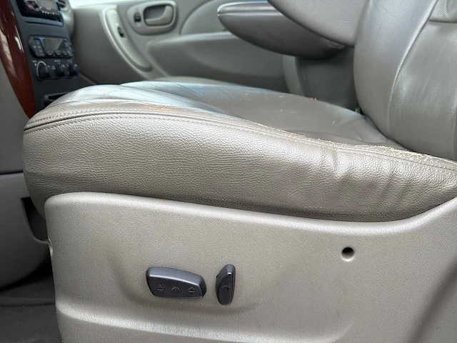 Chrysler grand voyager 3.3i v6 lx 7pers. | 11-sk-jd - afbeelding 14 van  27