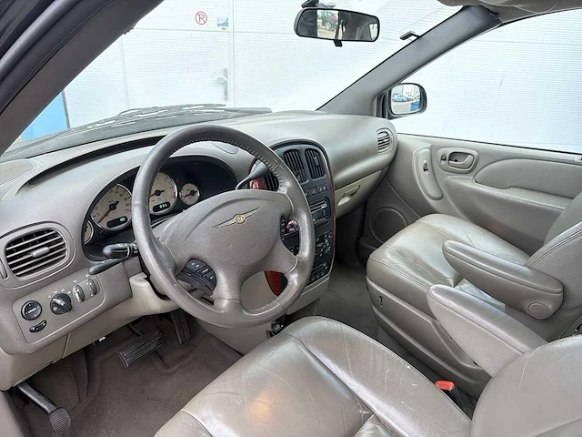 Chrysler grand voyager 3.3i v6 lx 7pers. | 11-sk-jd - afbeelding 25 van  27