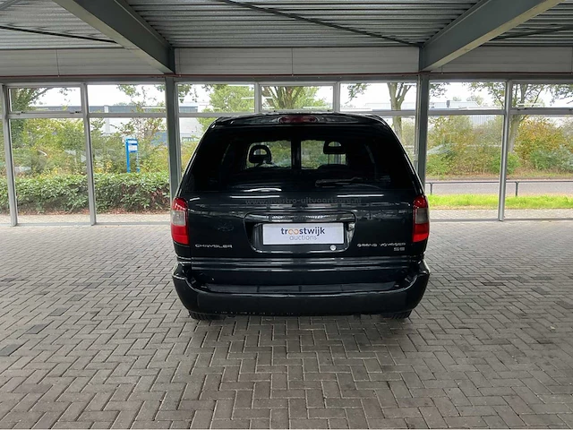 Chrysler grand voyager rouwauto 13-jk-nn 2005 marge auto - afbeelding 2 van  43