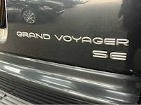 Chrysler grand voyager rouwauto 13-jk-nn 2005 marge auto - afbeelding 11 van  43