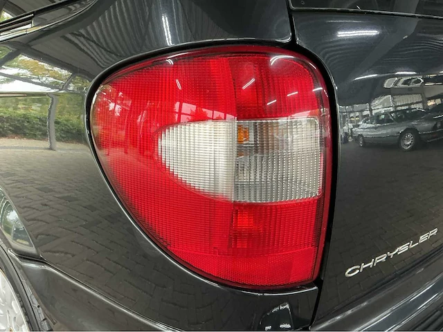 Chrysler grand voyager rouwauto 13-jk-nn 2005 marge auto - afbeelding 13 van  43