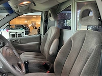 Chrysler grand voyager rouwauto 13-jk-nn 2005 marge auto - afbeelding 24 van  43