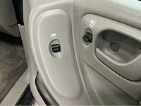 Chrysler grand voyager rouwauto 13-jk-nn 2005 marge auto - afbeelding 26 van  43