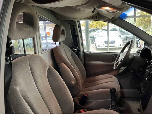Chrysler grand voyager rouwauto 13-jk-nn 2005 marge auto - afbeelding 28 van  43
