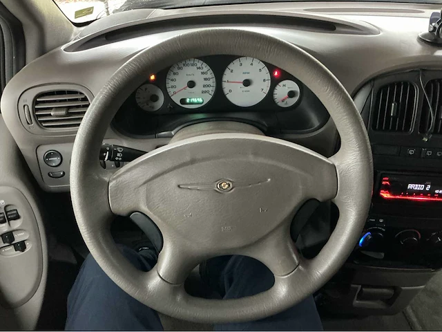 Chrysler grand voyager rouwauto 13-jk-nn 2005 marge auto - afbeelding 29 van  43