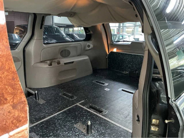 Chrysler grand voyager rouwauto 13-jk-nn 2005 marge auto - afbeelding 32 van  43