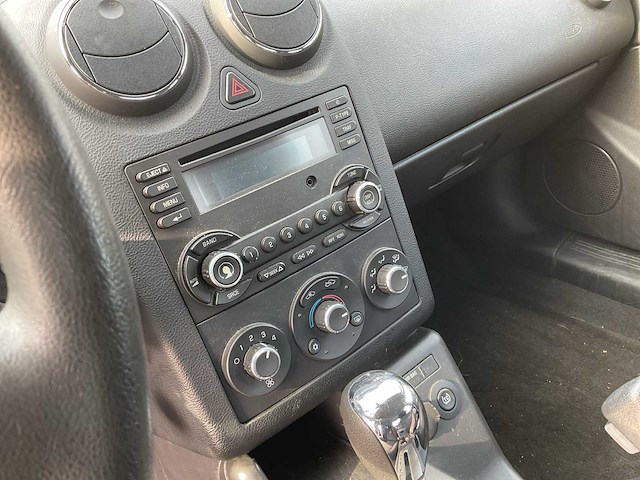 Chrysler pontiac g6 personenauto - afbeelding 3 van  19