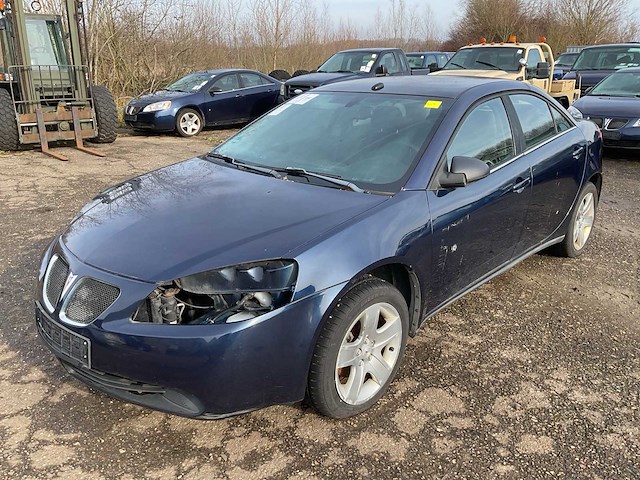 Chrysler pontiac g6 personenauto - afbeelding 1 van  19