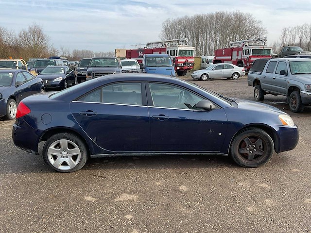 Chrysler pontiac g6 personenauto - afbeelding 13 van  17