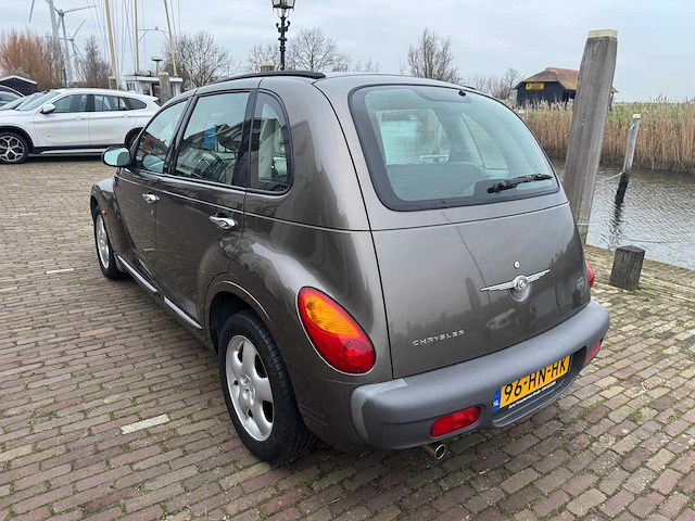 Chrysler pt cruiser 2.0-16v limited automaat 96-hn-hk - afbeelding 9 van  26
