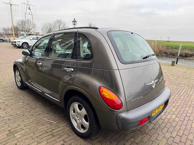 Chrysler pt cruiser 2.0-16v limited automaat 96-hn-hk - afbeelding 12 van  26