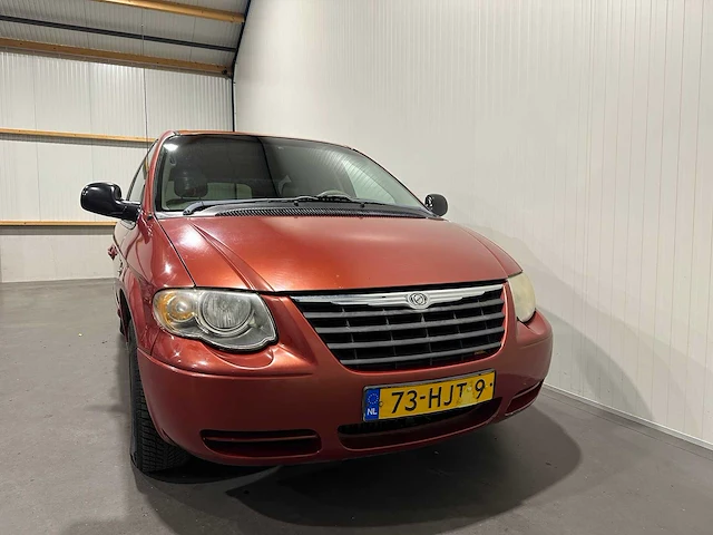 Chrysler town & country 73-hjt-9 - afbeelding 21 van  22